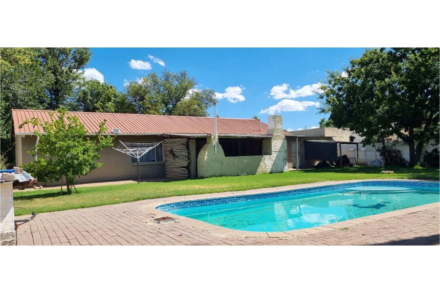 3 Bedroom Property for Sale in Riebeeckstad Free State